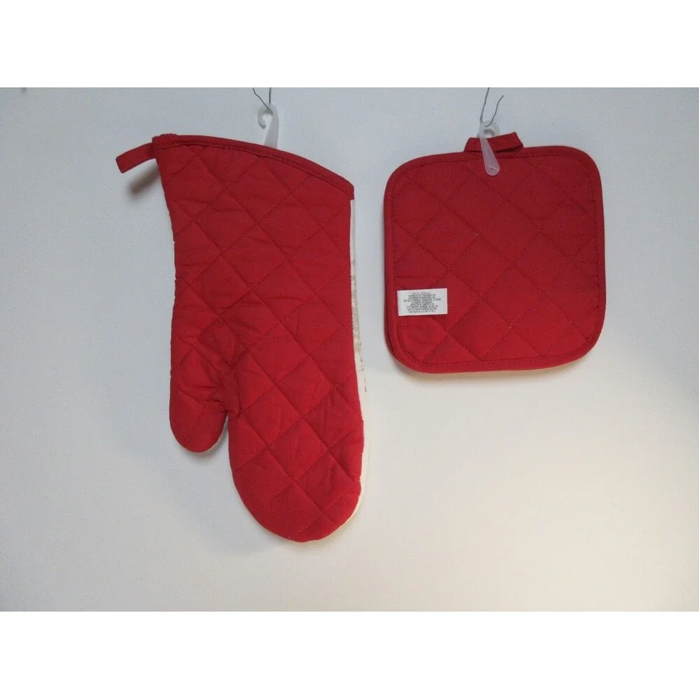 Wishing You a Merry Christmas Oven Mitt, 2 Potholders